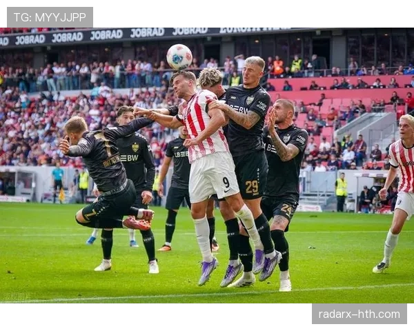 德甲劲旅主力阵容调整,新星加盟助力球队竞争力升级 德甲劲旅主力阵容调整,新星加盟助力球队竞争力升级