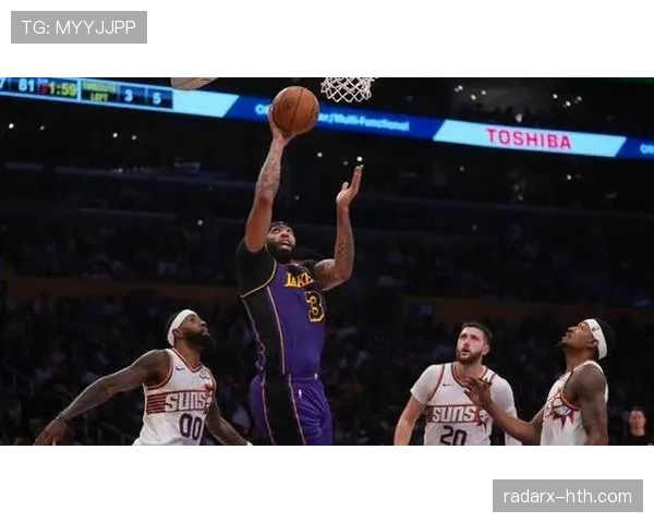 戴维斯与队友默契 戴维斯与队友默契